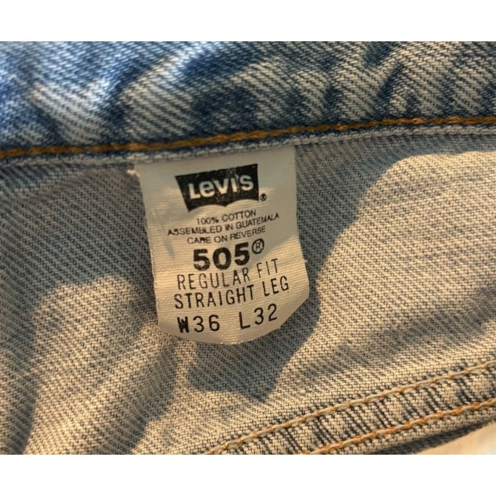 Levis 505 Jeans Mens 36x32 Denim Y2K Straight Leg Regular Fit Light Wash 90s Y2K